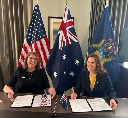 On 17 May 2023, the Minister for Infrastructure, Transport, Regional Development and Local Government, the Hon Catherine King MP, signed a new Memorandum of Understanding (MoU) with the Governor of Michigan, Gretchen Whitmer.